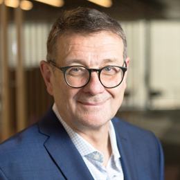 新丰江水库今日17时起开闸泄洪